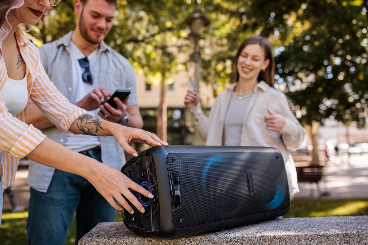 Melhores Caixas de Som Bluetooth: Guia Completo Compira 2025